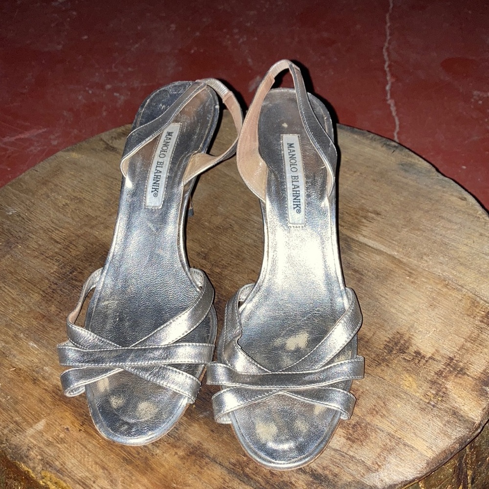 Manolo Blahnik gold heels